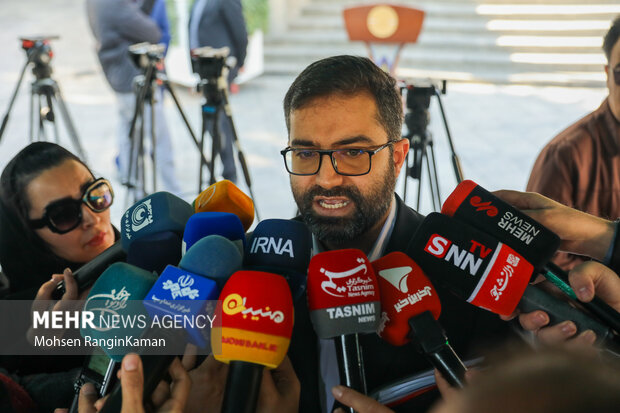 حاشیه جلسه هیئت دولت