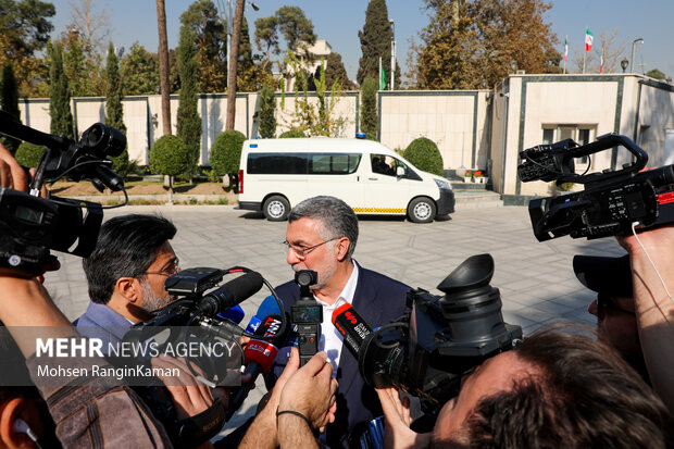 حاشیه جلسه هیئت دولت