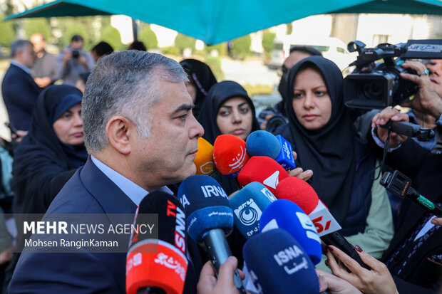 حاشیه جلسه هیئت دولت