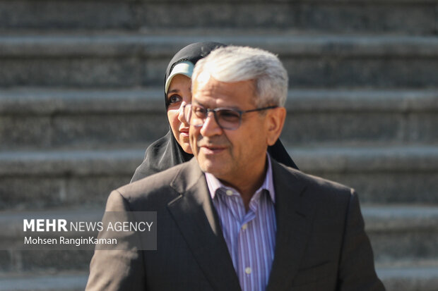 حاشیه جلسه هیئت دولت