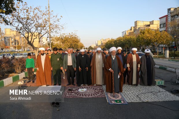 اقامه نماز باران در محله سیدی مشهد