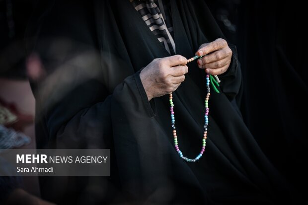 اقامه نماز باران در محله سیدی مشهد