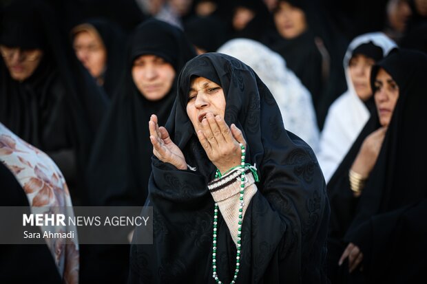 اقامه نماز باران در محله سیدی مشهد