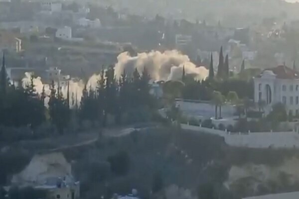 Zionist regime conducts multiple airstrikes in Lebanon