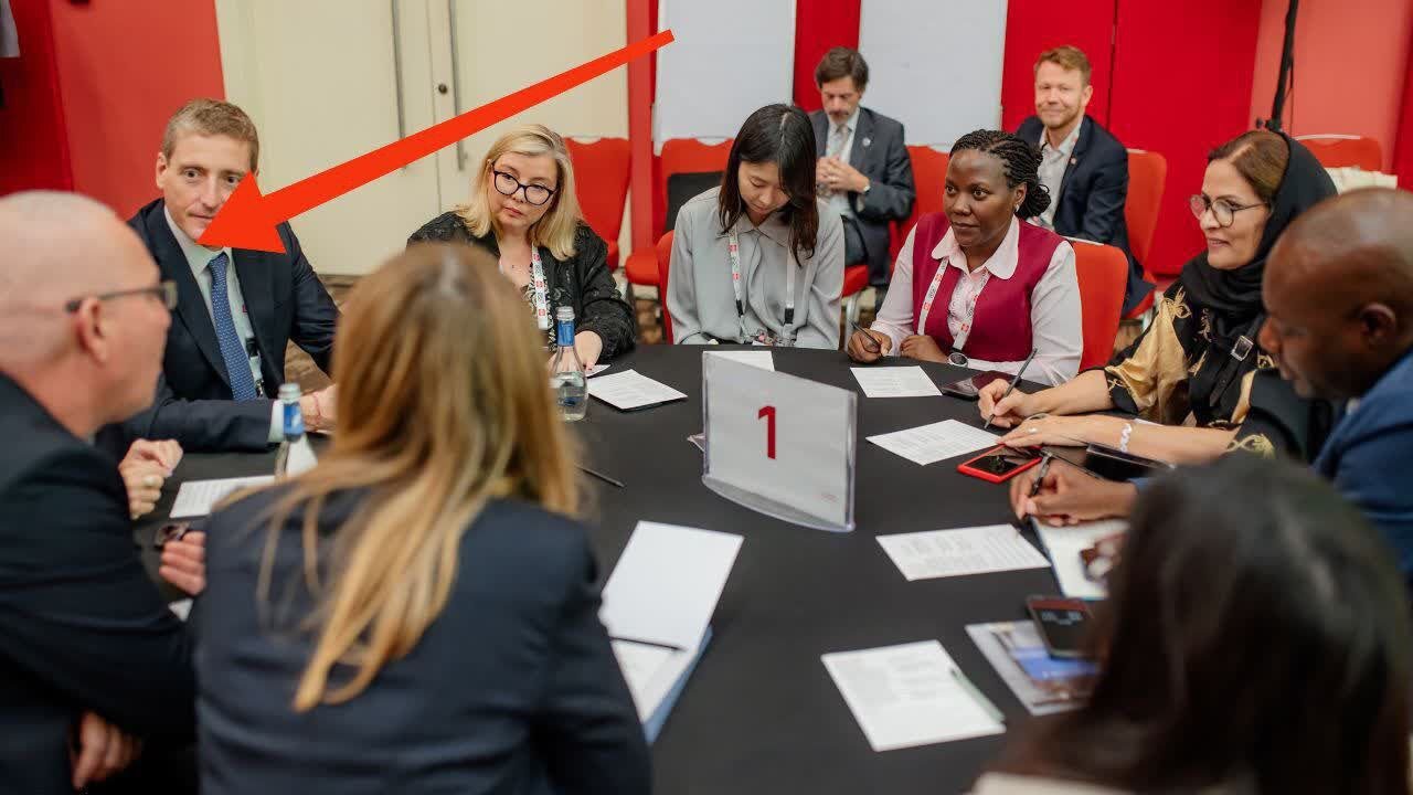 حاشیه‌های غیر استاندارد معاون یک سازمان دولتی!