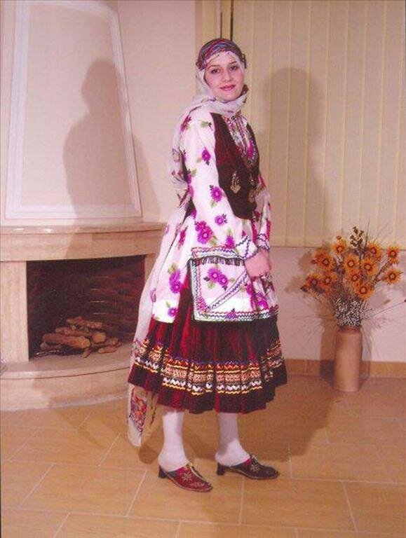 پوشش رنگارنگ و معنوی اقوام اصفهان تلفیقی از تاریخ و نجابت