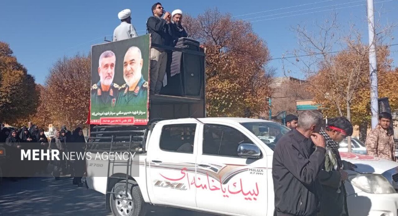 میزبانی گرم مردم فریدن در هوای سرد پاییز از کاروان شهدای گمنام