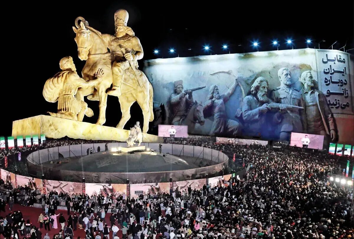 فلسفه نصب مجسمه والرین در میدان انقلاب تهران چیست؟