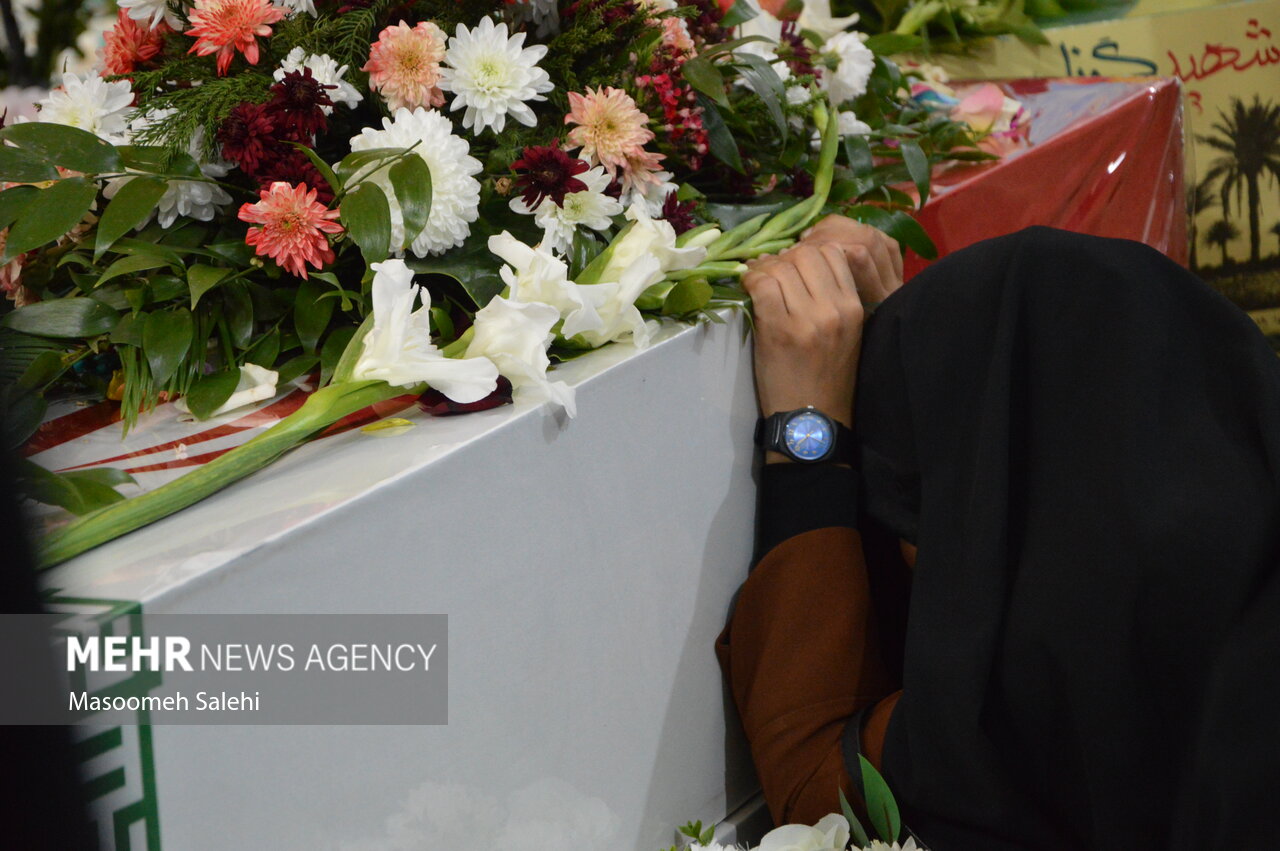 آیین استقبال از شهدای گمنام در نور