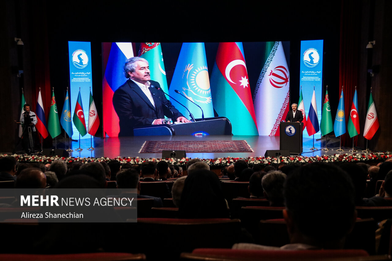 اختتامیه نخستین اجلاس استانداران کشورهای حاشیه خزر در رشت اختتامیه نخستین اجلاس استانداران کشورهای حاشیه خزر در رشت