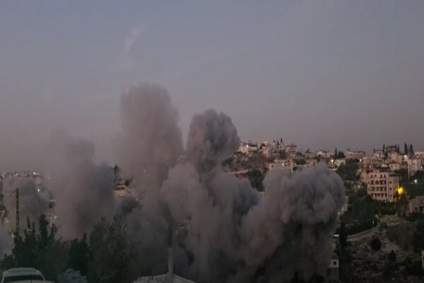 Izraelski zračni napad na vozilo v libanonskem mestu Al Tiri zahteval žrtev in ranjene