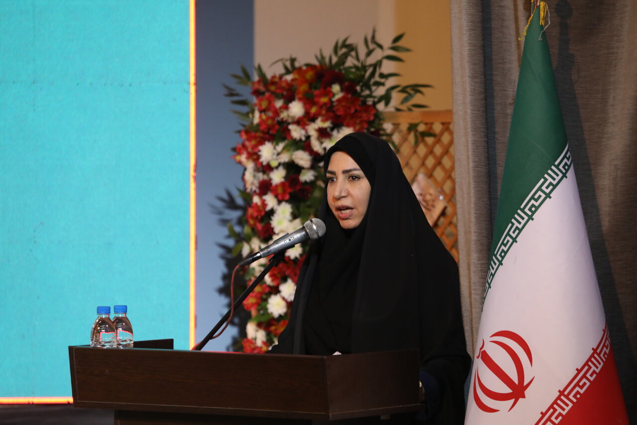 گرامیداشت روز کتاب و کتابخوانی در شهرکرد