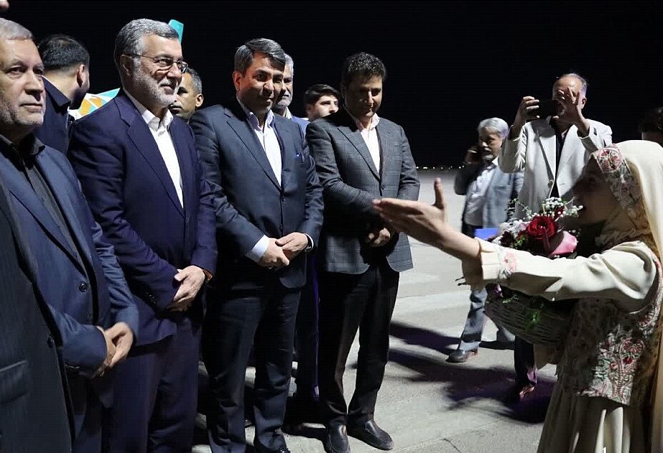 وزیر بهداشت و درمان در سفری دو روزه وارد کرمان شد