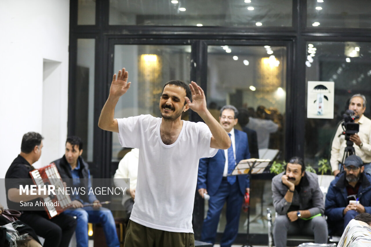 تئاتر خیابانی خراسان رضوی از فرم به محتوا گذر کرد