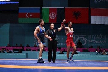 رحمان عموزاد مقتدرانه فینالیست شد