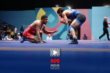 رحمان عموزاد مقتدرانه فینالیست شد