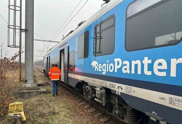 Çekya’da iki yolcu treni çarpıştı: Çok sayıda yaralı var