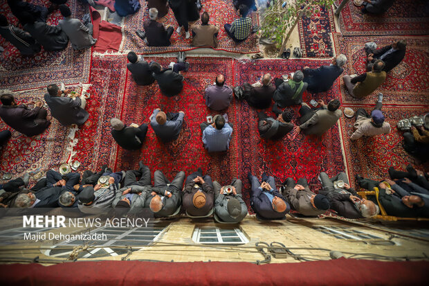 روضه‌ای به وسعت شصت سال