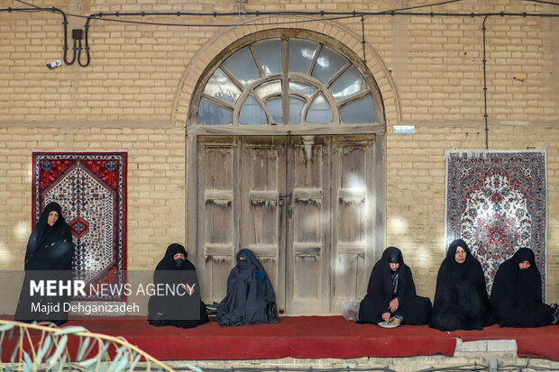 روضه‌ای به وسعت شصت سال