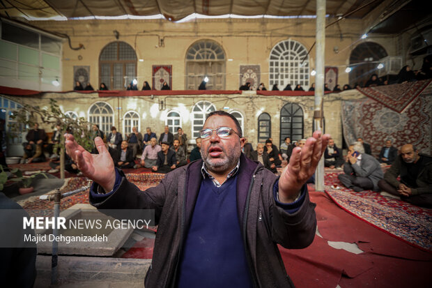 روضه‌ای به وسعت شصت سال