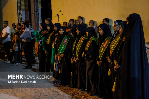 مراسم استقبال از شهید گمنام دفاع مقدس در قشم