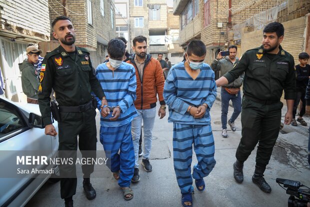 بازسازی صحنه جرم زورگیری از ۲ نوجوان مشهدی