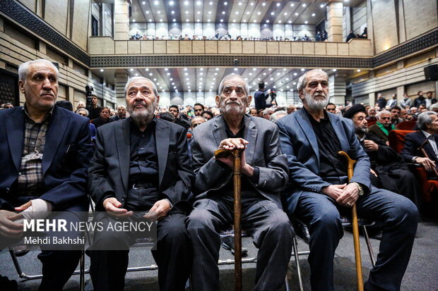 همایش تجلیل از« معلم میاندار» در قم