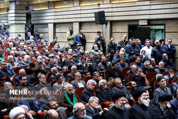 مراسم تکریم پیرغلام حسینی مرحوم حاج محمود رعنایی در قم برگزار شد مراسم تکریم پیرغلام حسینی مرحوم حاج محمود رعنایی در قم برگزار شد