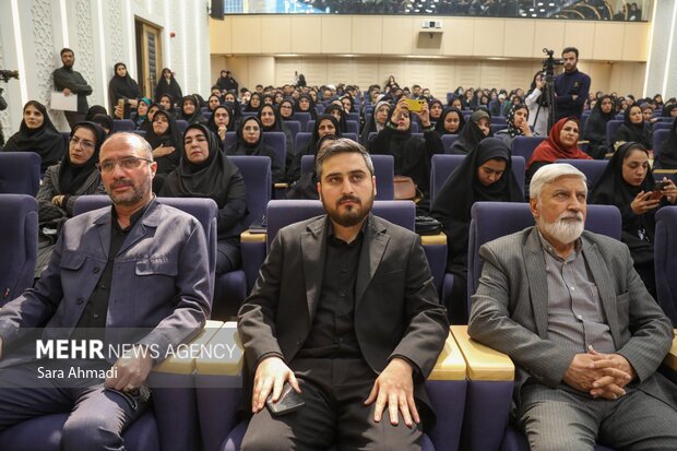 دومین دوره تخصصی تربیت راهنمای خانواده  در مشهد