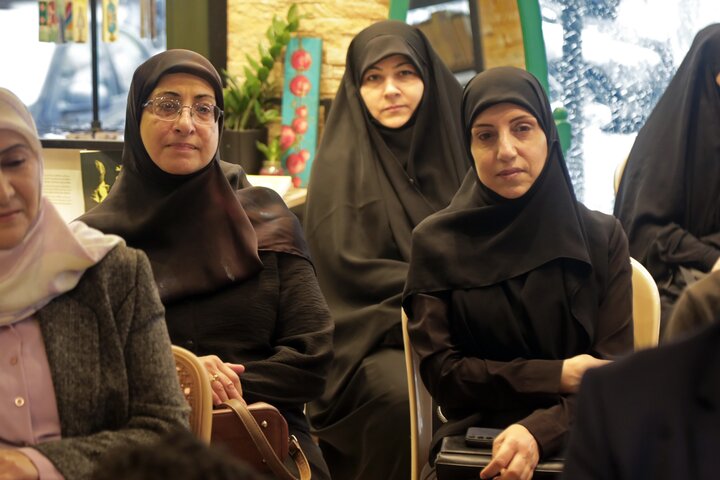 روز ملی کتاب و کتابخوانی؛ نشست ادبیِ رایزن فرهنگی ایران در بیروت