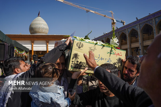 مراسم سالگرد شهید داوود جعفری در حرم شاهچراغ(ع)
