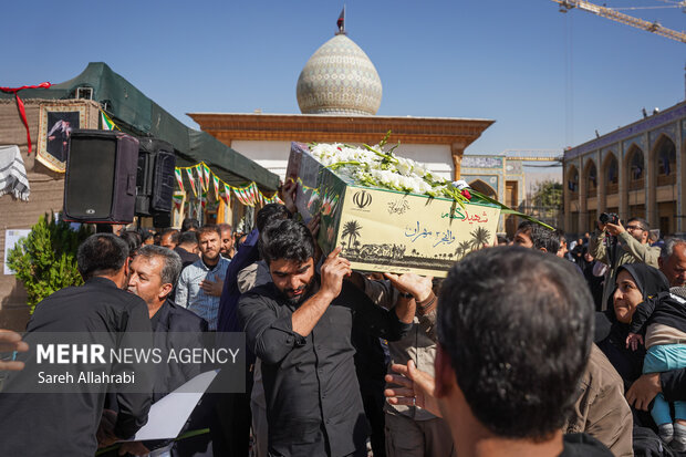 مراسم سالگرد شهید داوود جعفری در حرم شاهچراغ(ع)