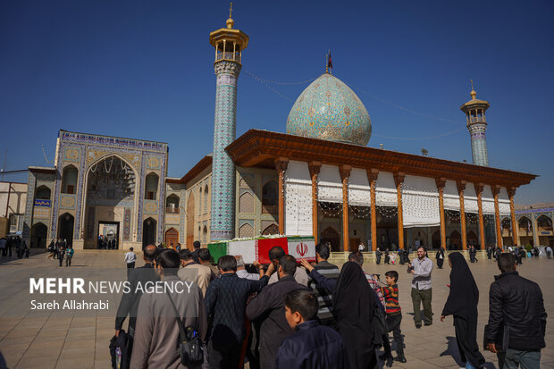 مراسم سالگرد شهید داوود جعفری در حرم شاهچراغ(ع)