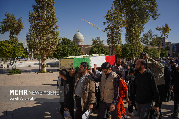 مراسم سالگرد شهید داوود جعفری در حرم شاهچراغ(ع)