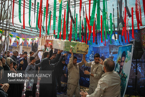 مراسم سالگرد شهید داوود جعفری در حرم شاهچراغ(ع)