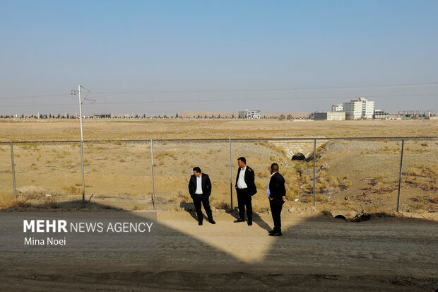 سفر وزیر اقتصاد و دارایی به ارس