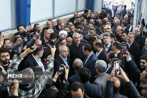 سفر وزیر اقتصاد و دارایی به ارس