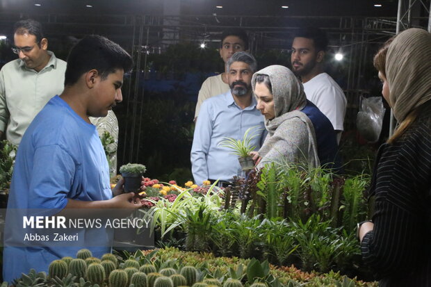 نمایشگاه گل و گیاه بندرعباس