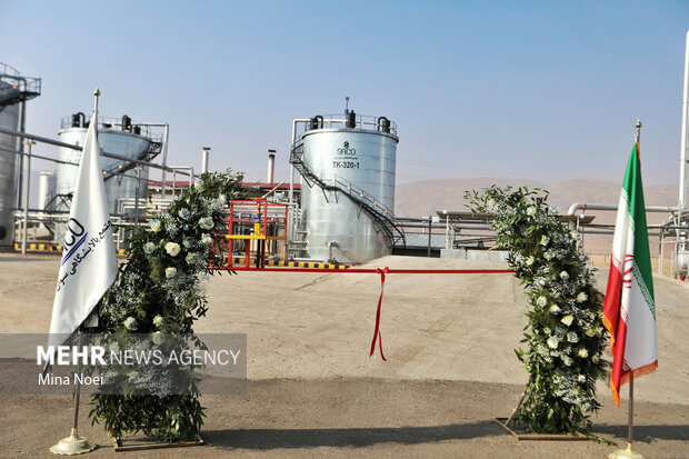 سفر وزیر اقتصاد و دارایی به ارس