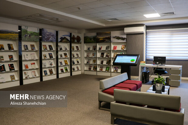 افتتاح بزرگ‌ترین کتابخانه شمال کشور در رشت 13