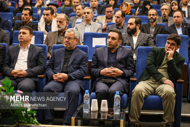 افتتاح بزرگ‌ترین کتابخانه شمال کشور در رشت 15