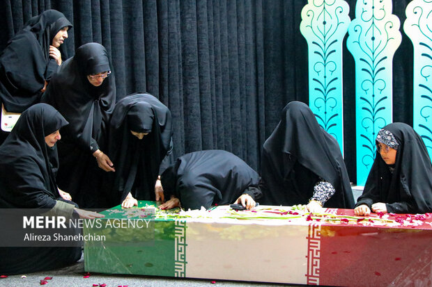 اقامۀ عزای حضرت مادر(س) همراه با استقبال از میهمانی خوشنام در رشت