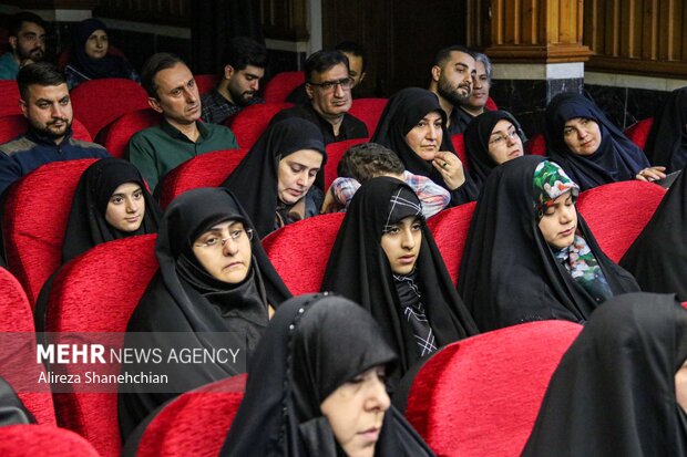 اقامۀ‌ عزای حضرت مادر(س) همراه با استقبال از میهمانی خوش‌نام در رشت