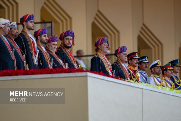 رژه نیروهای مسلح عمان در روز ملی عمان