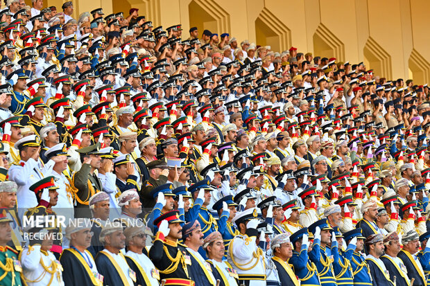 رژه نیروهای مسلح عمان در روز ملی عمان