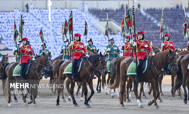 رژه نیروهای مسلح عمان در روز ملی عمان
