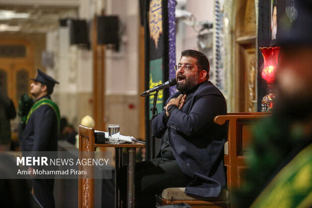 وداع با شهدای گمنام در حرم حضرت معصومه(س)