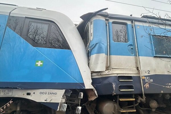 چك،حادثه،اداره