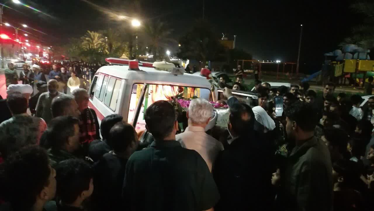 مراسم وداع و تشییع پیکر شهید گمنام در سیراف برگزار شد