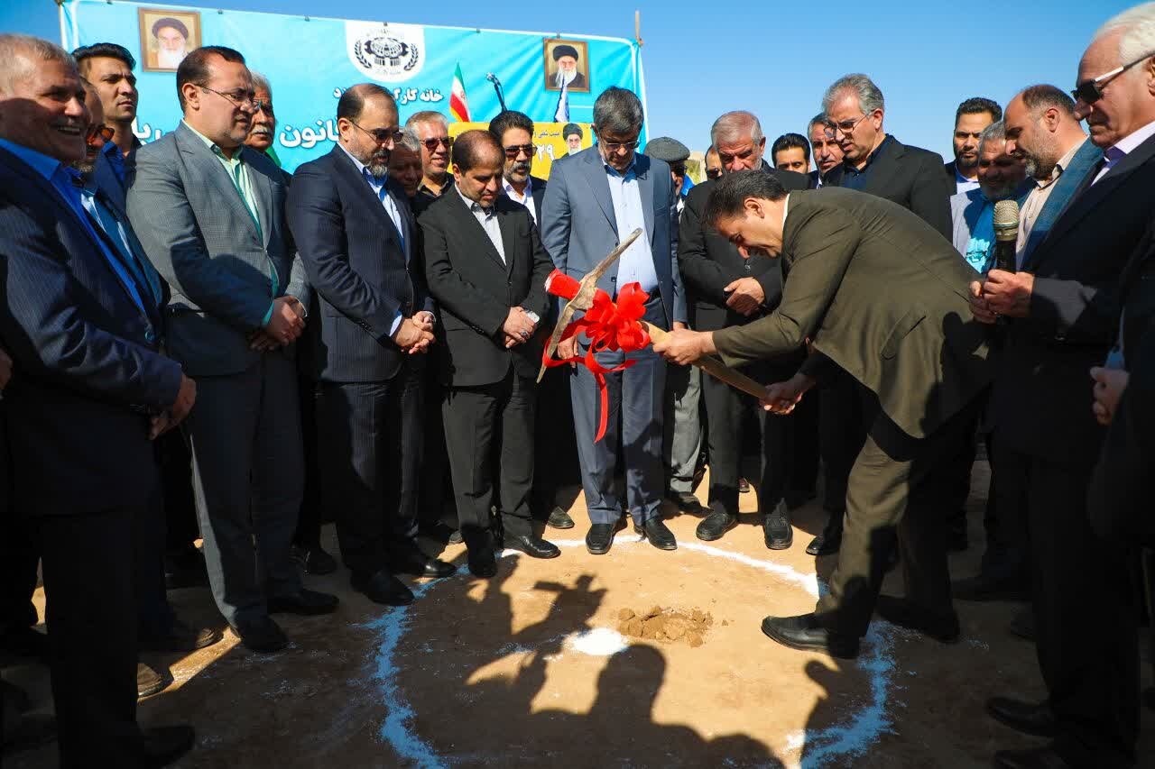 شیخی: کلنگ مجتمع فرهنگی، آموزشی و رفاهی کارگران یزد به زمین خورد